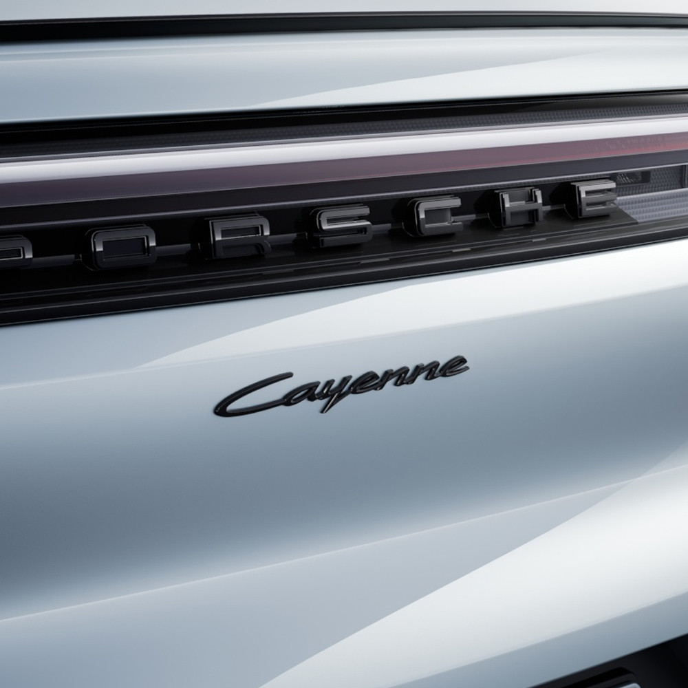 Logo arrière Porsche Cayenne